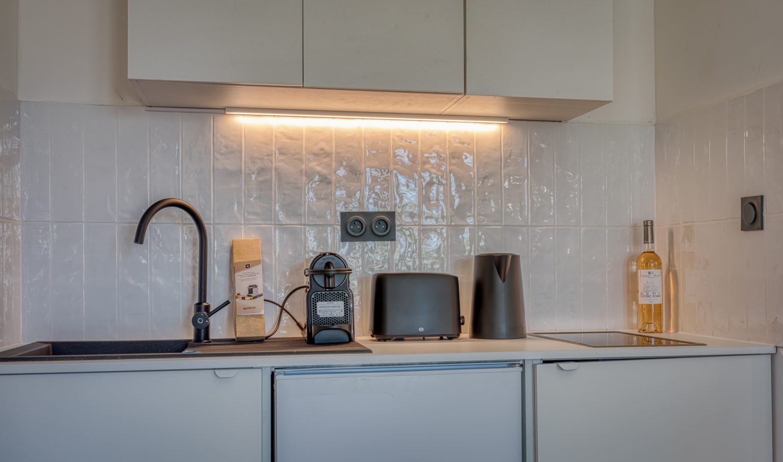 _MGL8466_hdr